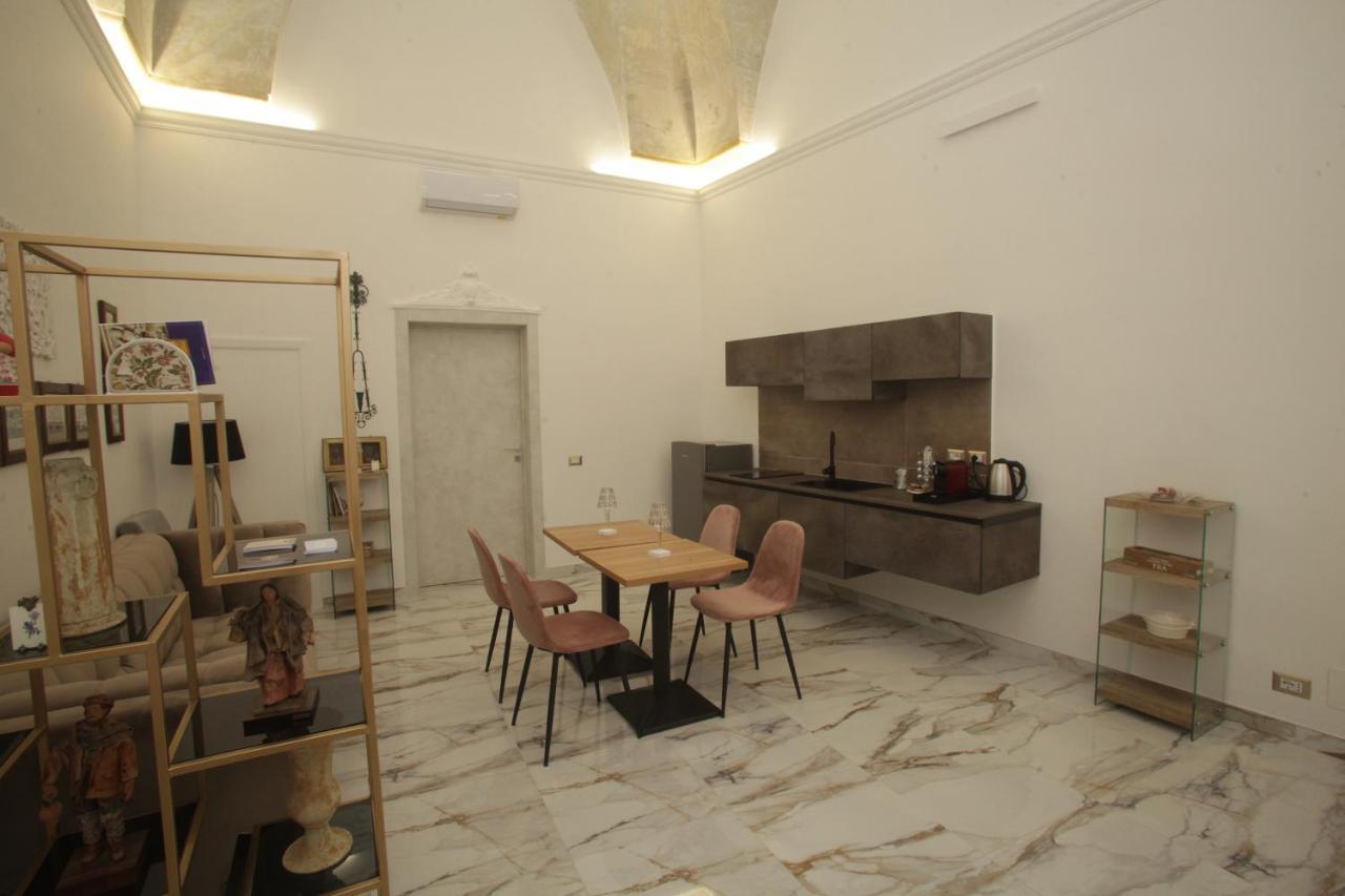 La Dimora Di Re Idomeneo Panzió Lecce Kültér fotó